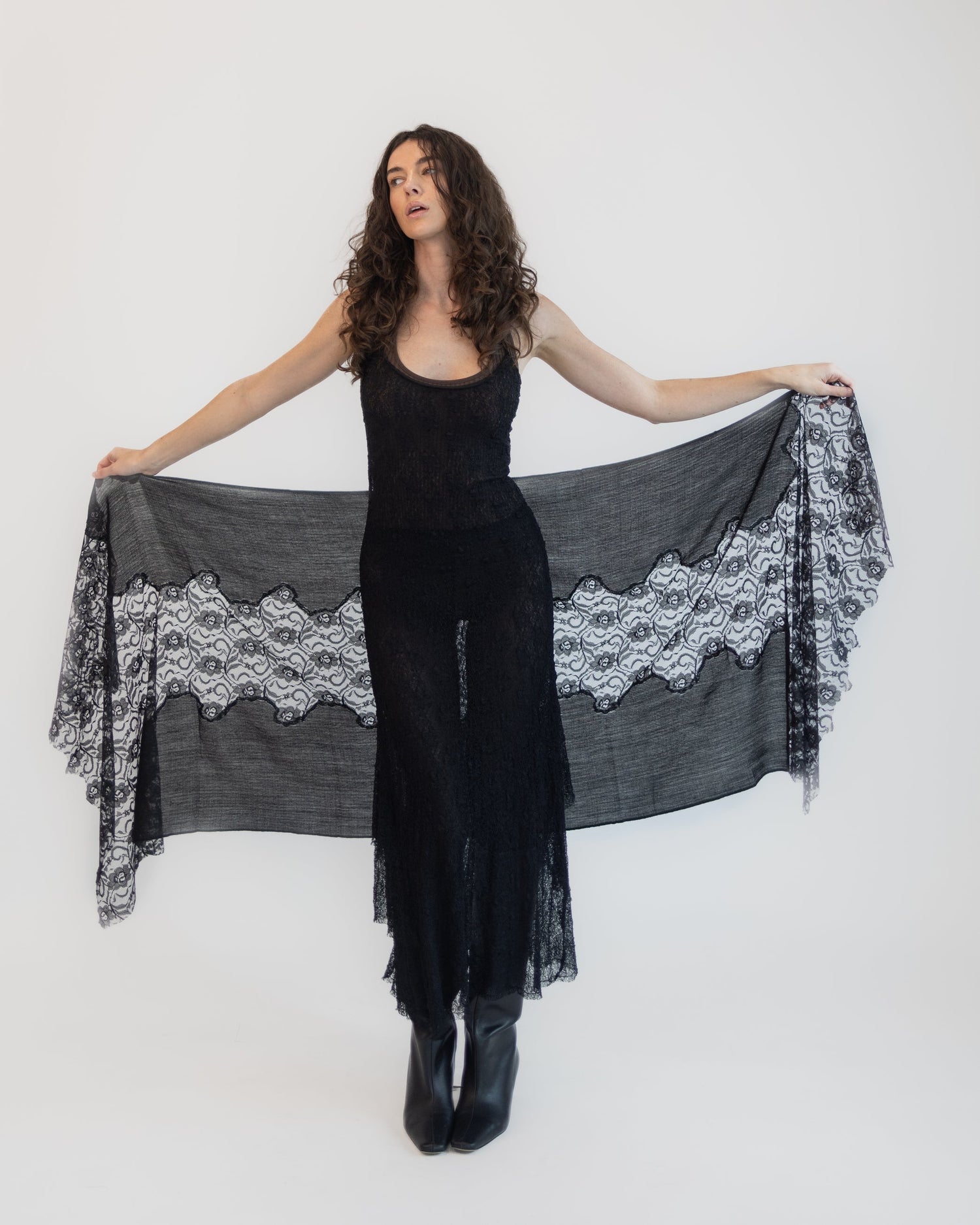 Exquisite Cashmere Wrap with Lace