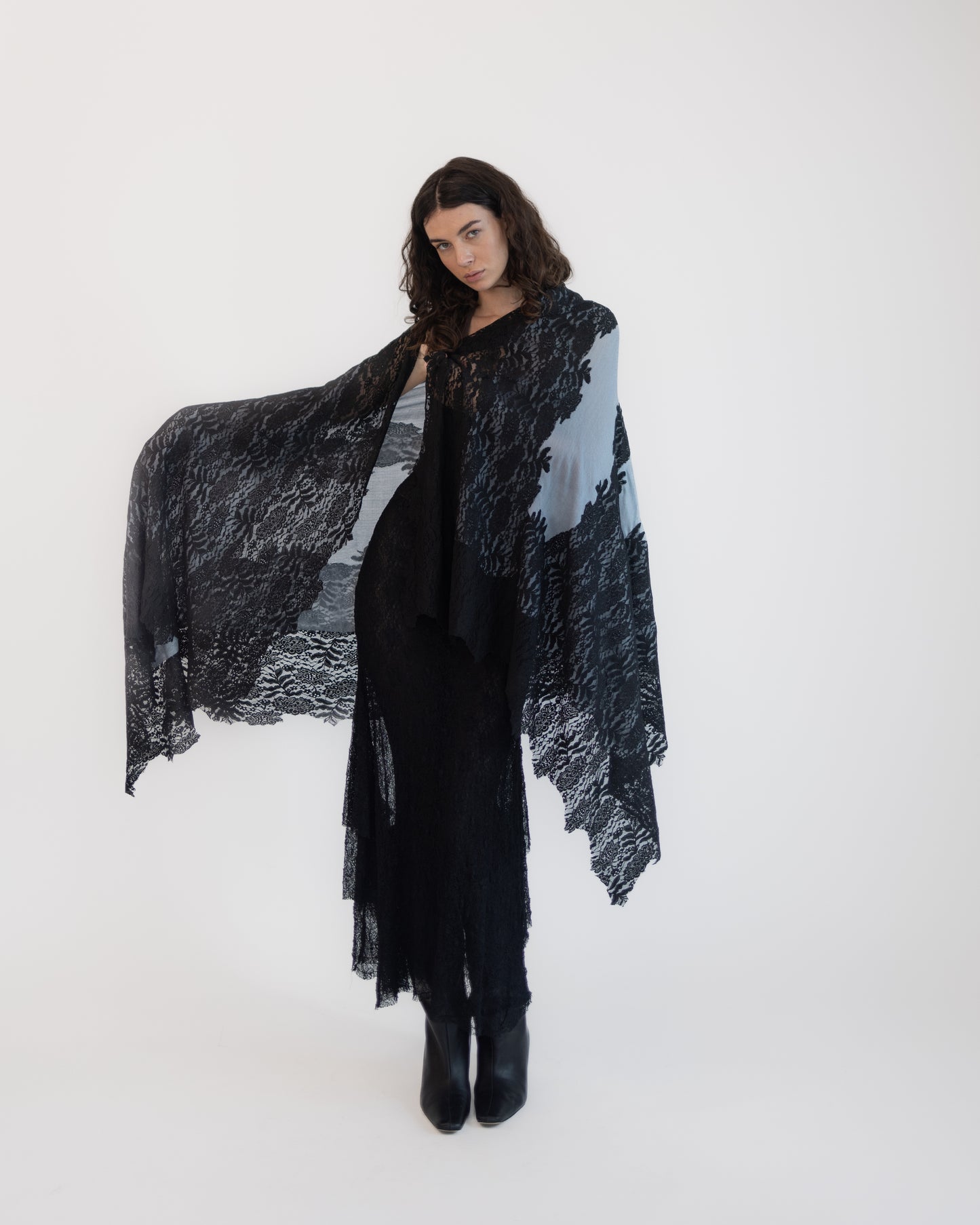 Cashmere w/ Lace Shawl in Black and Gray