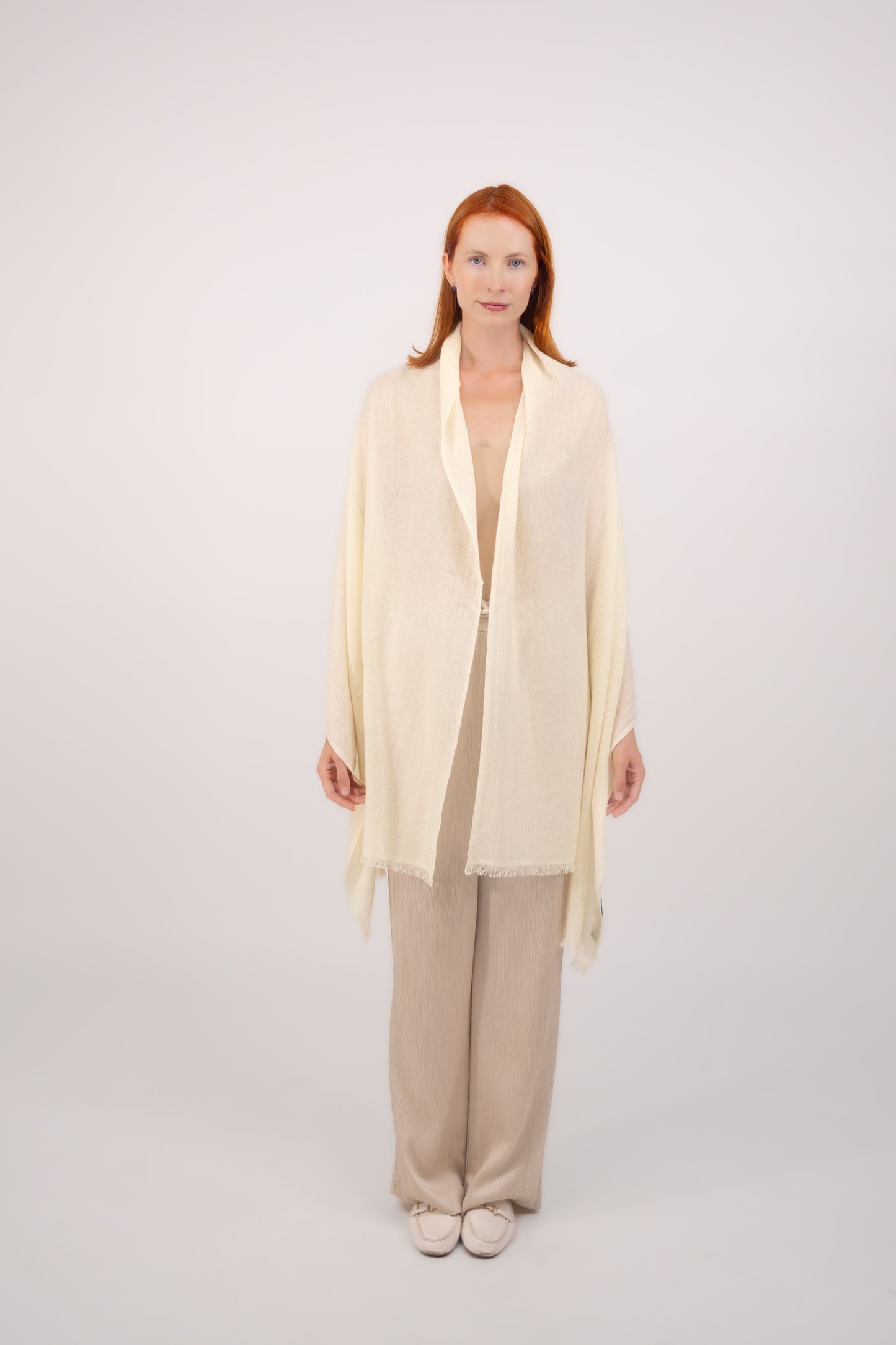 Cashmere W/ Lace Shawl Cream Off/White