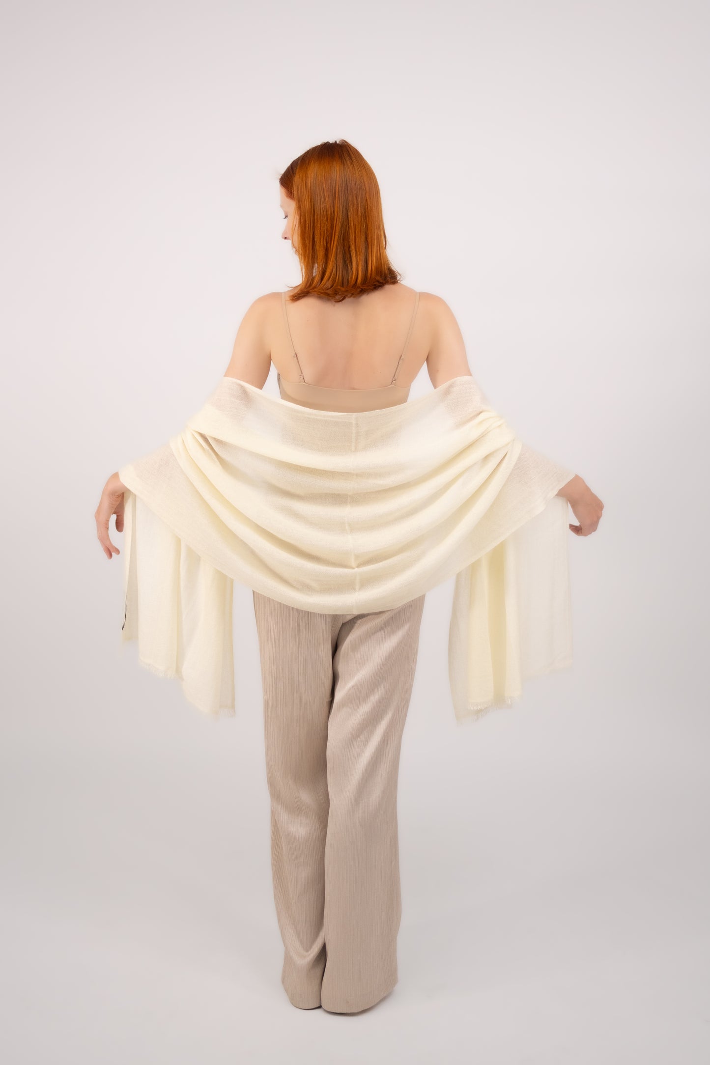 Cashmere W/ Lace Shawl Cream Off/White